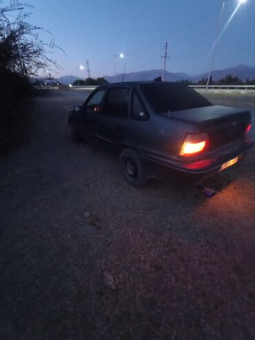 Daewoo: Daewoo Nexia: 2005 г., 1.5 л, Механика, Бензин, Седан — 4