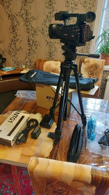 Videokameralar: Canon XF100 və aksesuarları: Əlavə tripod, Əlavə yaddaş kartları(3 -da lalafo.az — 5 Videokameralar: Canon XF100 və aksesuarları: Əlavə tripod, Əlavə yaddaş kartları(3 — 5