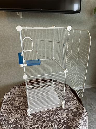 Зоотовары: Quş qəfəsləri – 3 ədəd dəst 1) Yaşıl metal qəfəs - Material: toz — 6
