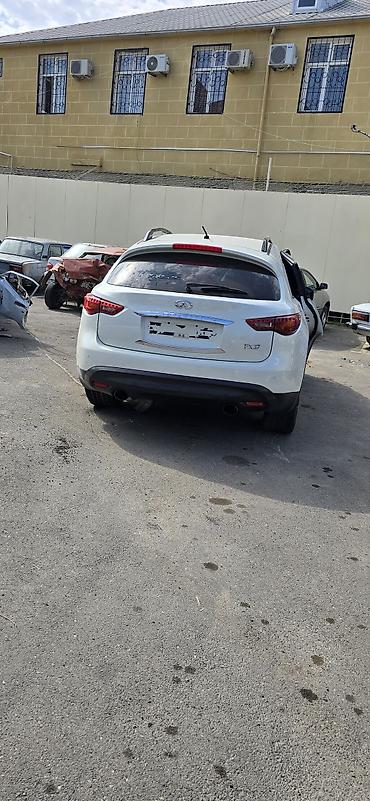 Infiniti: Infiniti FX37: 3.7 л | 2011 г. 250 км Кроссовер — 4