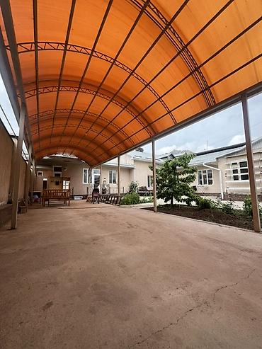 Продажа коттеджей и домов: Продается!Просторный частный дом с большим навесом во дворе - Уютный — 2