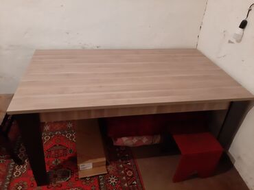 ford maşın: Qonaq masası, Yeni, Açılmayan, Dördbucaq masa, Rusiya