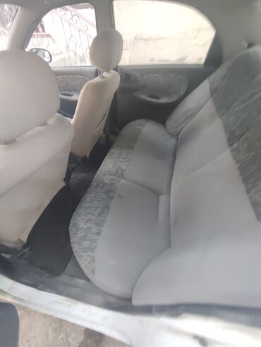 Daewoo: Daewoo Lanos: 1997 г., 1.5 л, Механика, Бензин, Седан