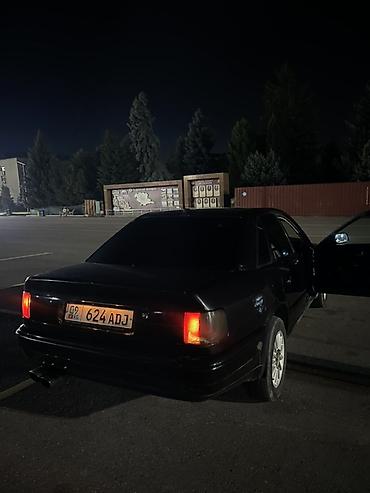 аудио техника: Audi 100: 1992 г., 2.6 л, Механика, Бензин, Седан — 3