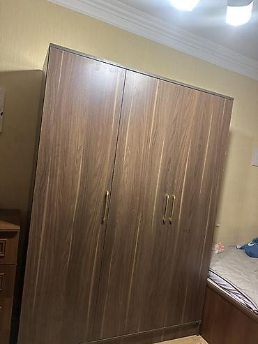 cerez: Dörd qapılı paltar dolabı - Material: Ağac teksturalı laminat — 3