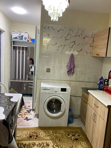 Uzunmüddətli kirayə mənzillər: Studiya tipli mənzil (mətbəx-studiya) Təsvir: - Səliqəli, işıqlı — 4