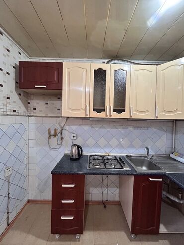hazir metbex mebelleri: Ev boşaldılır deyə satıram. Biləcəri qəsəbəsindədir endirim ediləcəl
