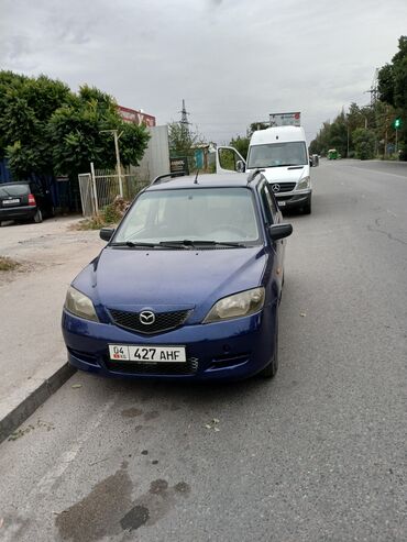 masda demio: Mazda Demio: 2002 г., 1.3 л, Механика, Бензин, Седан