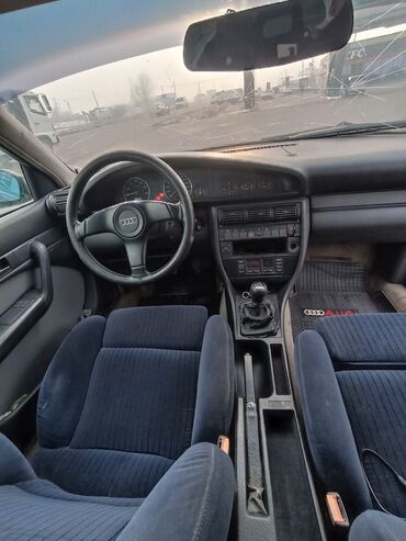 Audi: Audi 100: 1993 г., 2.3 л, Механика, Бензин, Седан — 30