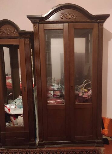 шкаф со столом: Горка, 2 двери, Распашной, Прямой шкаф, Малайзия