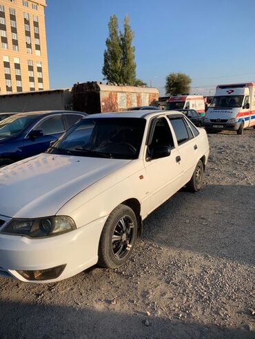 Daewoo: Daewoo Nexia: 2010 г., 1.5 л, Механика, Бензин