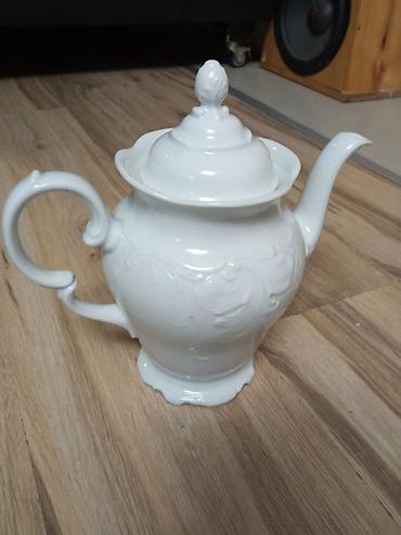 Čajnici: Porcelanski čajnik sa poklopcem – klasičan beli servisni komad - — 5