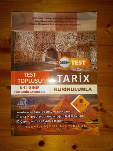 Digər məktəb dərslikləri: 6-11-ci siniflər üçün Tarix Test Toplusu. Bu vəsaitdə Azərbaycan