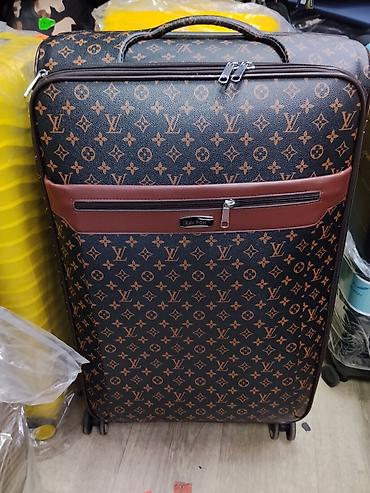 чемодан samsonite: Большой чемодан на колесах с принтом монограммы - Корпус: плотный — 1