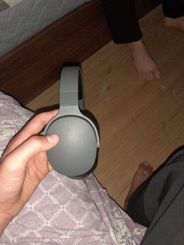 Микрофоны: Беспроводные (Bluetooth) Наушники, JBL, цвет - Серый