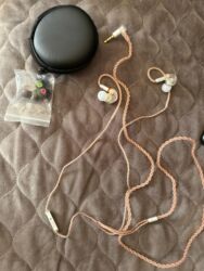 Mikrofonlar: İşlənmiş Simli Qulaqcıqlar