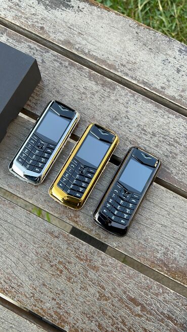 cəliloğlu telefon: Vertu Constellation, < 2 GB Memory Capacity, rəng - Gümüşü, Zəmanət, Düyməli, İki sim kartlı