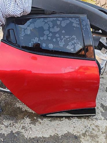 dozvola: DESNA ZADNJA VRATA CLIO 4 ZA RENAULT CLIO OD 2012. DO 2018. GOD. | — 2
