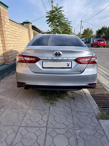 Toyota: Toyota Camry: 2019 г., 2.5 л, Вариатор, Гибрид, Седан — 2