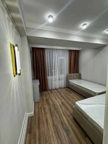 Продажа квартир: 4 комнаты, 128000 м², Элитка, 3 этаж, Дизайнерский ремонт — 14