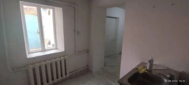Долгосрочная аренда домов: 38 м², 2 комнаты, Утепленный, Бронированные двери, Парковка