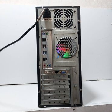 Masaüstü kompüterlər və iş stansiyaları: Oyun üçün Kompüter "DDR4 Core i7 5820K AMD HD7570 256GB NVME” Dekabr — 6