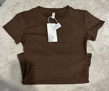 pull bear: Базовые женские футболки, комплект из двух цветов: - нежно-розовый - — 2