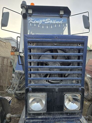 Тракторы МТЗ (Беларус): Модель: 82.1 экспортный, Б/у, 1996 г., С пресс-подборщиком — 23