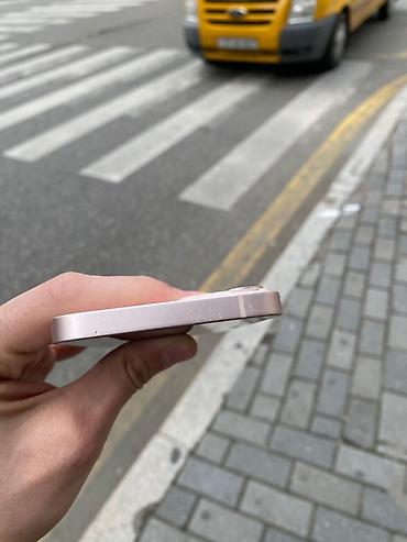 Apple iPhone: IPhone 13, 128 GB, Çəhrayı, Face ID — 3