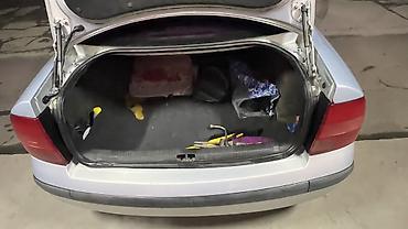 Volkswagen: Volkswagen Passat: 1998 г., 1.8 л, Механика, Бензин, Седан — 9