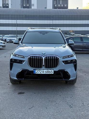 2023: BMW X7: 2023 г., Внедорожник — 2