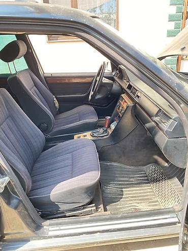 e34 4 4: Mercedes-Benz W124: 1992 г., Механика, Универсал — 5