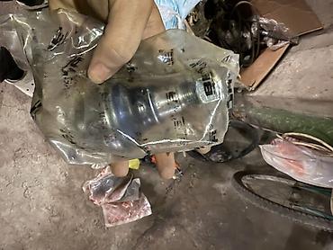 Другие автозапчасти: Распродажа. Из новых амортизаторы пара на Хонда Одиссей-Шатл 1500 — 32