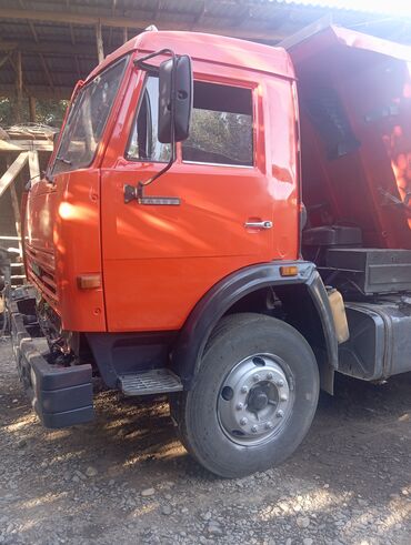 Аренда самосвала: КАМАЗ самосвал 6x4 Тип: тяжелый самосвал Марка/модель: KAMAZ (эмблема — 2