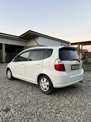 скупка авто в любом состоянии: Honda Fit: 2002 г., 1.3 л, Бензин, Хетчбек