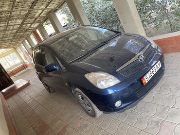обмен на авто с доплатой: Toyota Corolla Verso: 2004 г., 1.6 л, Механика, Бензин, Хетчбек