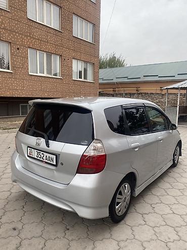 Honda: Honda Fit: 2002 г., 1.5 л, Вариатор, Бензин, Хэтчбэк — 6