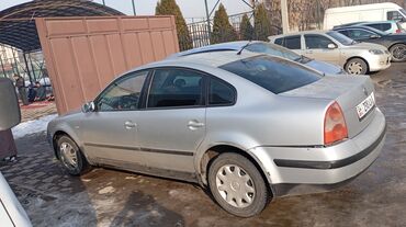 пасат в4: Volkswagen Passat: 2001 г., 1.6 л, Механика, Бензин, Седан