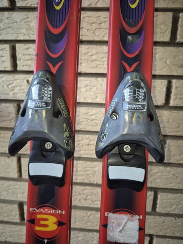 Oprema za skijanje: Sve sa slika za 13000din Korisceno, ali nama nije vise potrebno. Na — 8