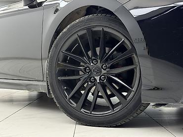 bsm: Toyota Camry: 2018 г., 2.5 л, Автомат, Бензин, Седан — 2
