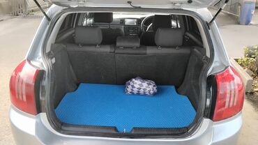 Toyota: Toyota : 2003 г., 1.8 л, Автомат, Бензин, Хэтчбэк — 10