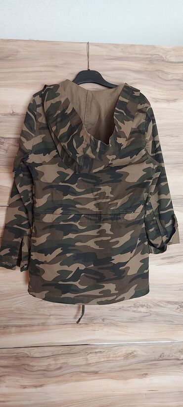 Kurtkalar: M razmer.şalvarida var.destdir.tek penceyi satilir.geynilmeyib — 4