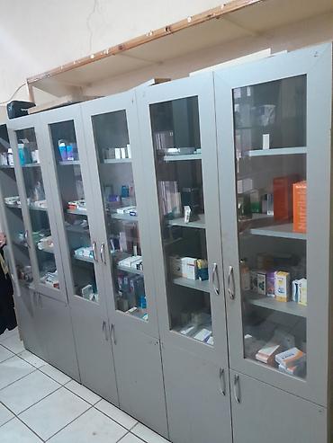 диван бу купить: Əla vəziyyətdə Aptek Şkafları və vitrini satılır. 9 əd şkaf, 5 metrə — 4