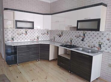 Sifarişlə mətbəx mebeli: Sifarişlə mətbəx dəsti, Özü çəkən petlələr, Mat laminat, Kredit yoxdur, Pulsuz çatdırılma — 17