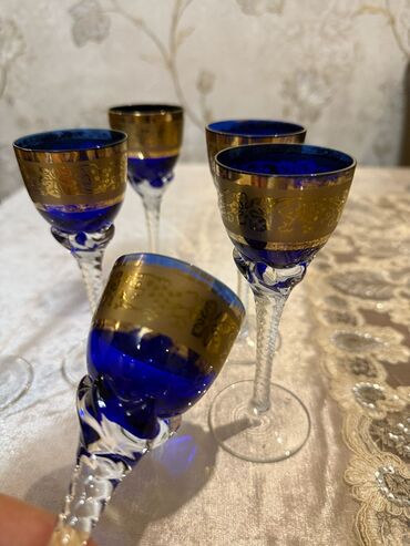 Qədəhlər: Qədəhlər — 3