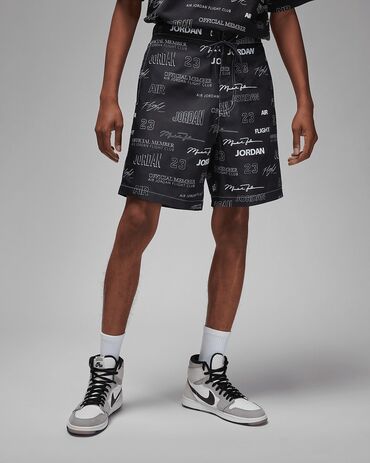 Спортивные костюмы: Мужской спортивный костюм, S (EU 36), Nike, Б/у, цвет - Черный, Самовывоз at lalafo.kg Спортивные костюмы: Мужской спортивный костюм, S (EU 36), Nike, Б/у, цвет - Черный, Самовывоз