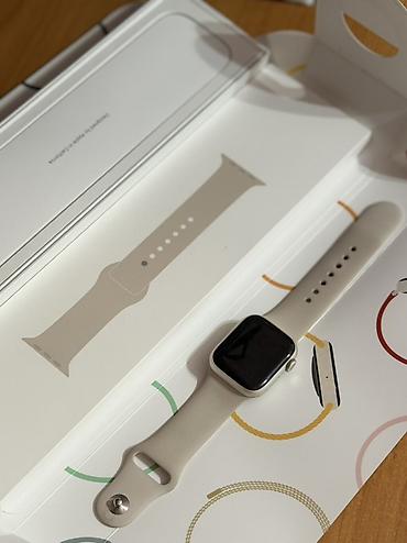 Apple Watch: Apple Watch (алюминий, светлый корпус) с ремешком Sport Band в цвете — 4
