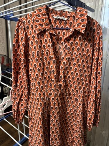 красивые брючные костюмы для полных женщин купить: Набор женской одежды (4 предмета): 1) Платье-рубашка Zara - Принт