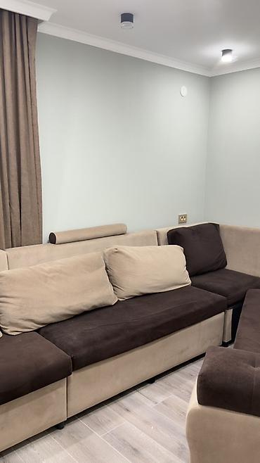 bed: Продается диван угловой 
Б/У 
Не поместился в комнату — 2