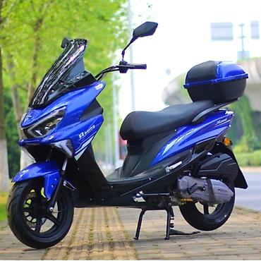 Скутеры: Тип скутера 150 куб. см, Бензин, Б/у — 15